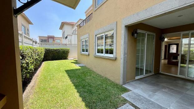 RESIDENCIA EN VENTA, EN LA ZONA MAS EXCLUSIVA DE METEPEC, EDO MEX
