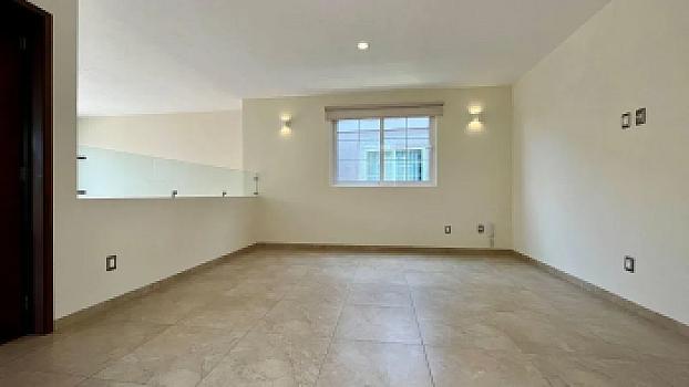 RESIDENCIA EN VENTA, EN LA ZONA MAS EXCLUSIVA DE METEPEC, EDO MEX