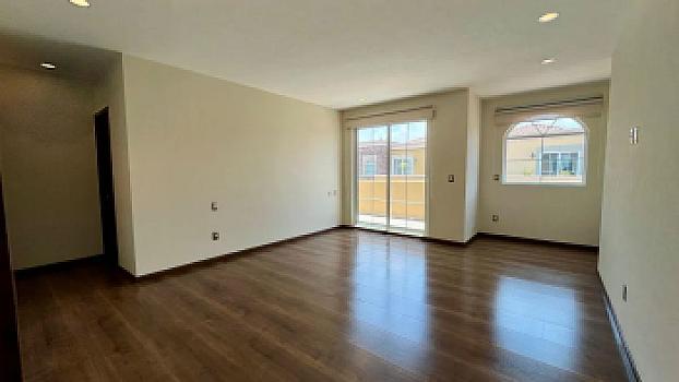 RESIDENCIA EN VENTA, EN LA ZONA MAS EXCLUSIVA DE METEPEC, EDO MEX