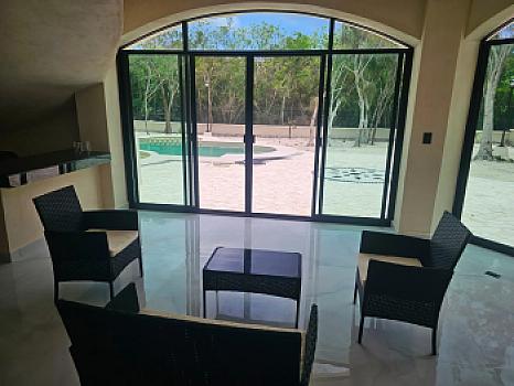 MASION EN VENTA , PLAYA DEL CARMEN .