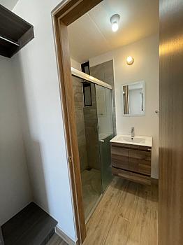 Departamento nuevo 2 recámaras 2 baños, cocina equipada en conjunto privado