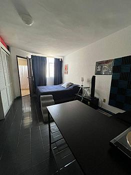 Grande casa en venta con alberca en Querétaro