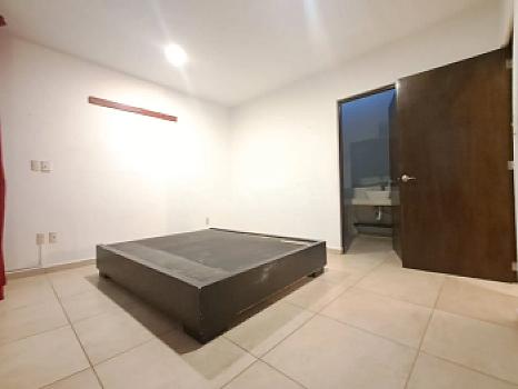 CASA FAMILIAR EN RENTA ZONA MILENIO III