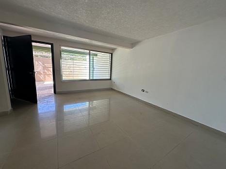House very close to Av. Araucarias