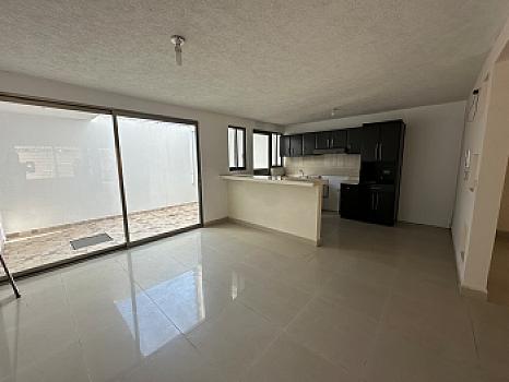 House very close to Av. Araucarias