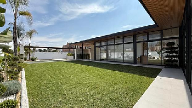 Lomas de Cocoyoc casa estilo moderno