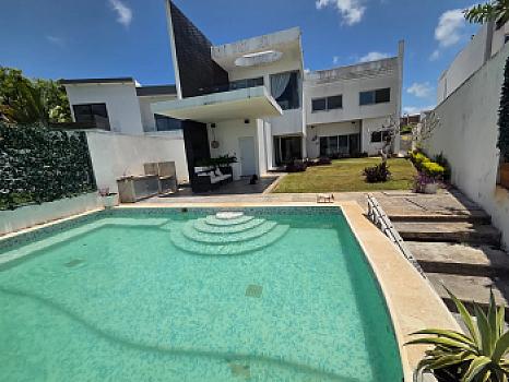 CASA EN VENTA LAGOS DEL SOL CANCUN