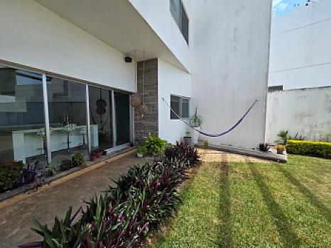 CASA EN VENTA LAGOS DEL SOL CANCUN