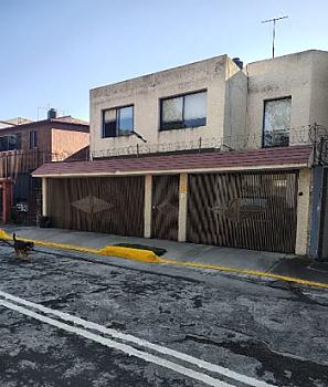 Hermosa Casa en venta en Coyoacan