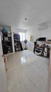 Casa de 3 habitaciones de una planta en Caucel