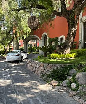 Venta de Macro terreno en San Miguel de Allende de 61,169m2 con uso de suelo habitacional de densidad mínima (H0-00)