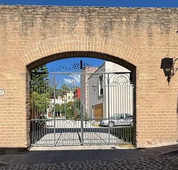 Venta de Macro terreno en San Miguel de Allende de 61,169m2 con uso de suelo habitacional de densidad mínima (H0-00)