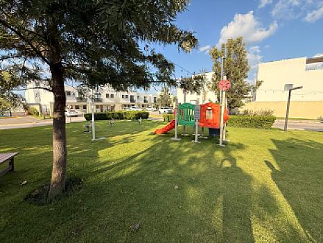 Casa en Venta Adamar I Coto Marevna