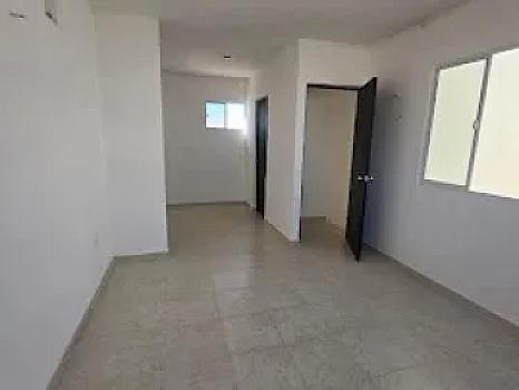 excelente casa  remate bancario con posesión,  2 plantas, 2 dormitorios, en fracc las Palmas Kanasin, Yucatán
