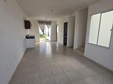 excelente casa  remate bancario con posesión,  2 plantas, 2 dormitorios, en fracc las Palmas Kanasin, Yucatán