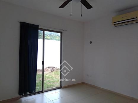 Casa de una planta en Gran Santa Fe Norte