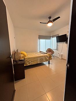 casa en venta con terreno amplio con vigilancia