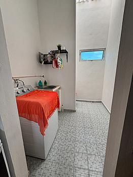 casa en venta con terreno amplio con vigilancia
