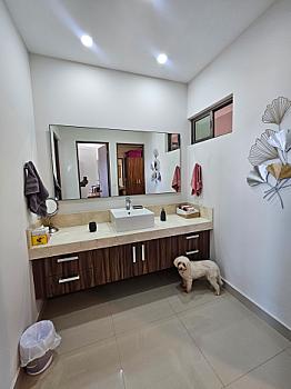 Departamento de 3 recámaras, 3.5 baños con jardín en Aqua Cancún💦