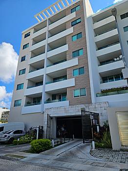 Departamento de 3 recámaras, 3.5 baños con jardín en Aqua Cancún💦