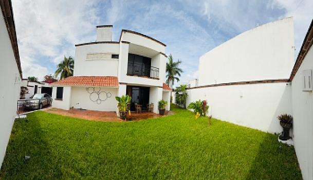 Casa de 4 recámaras y 3 baños en Santa Fe, Cancún