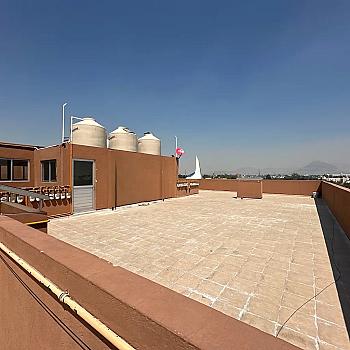 Venta Depto. Seminuevo en Vallejo, Excelente ubicación, a una calle de circuito interior.
