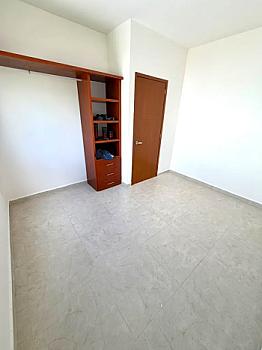 Casa en renta en Residencial Maderos, 2 recámaras y amplias amenidades