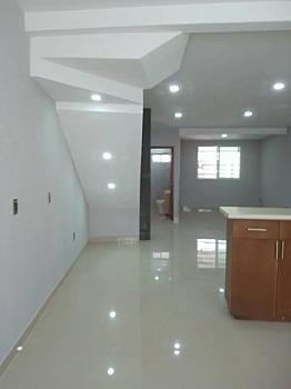 ¡HERMOSA RESIDENCIA EN FRACC. RECTOR HIDALGO!