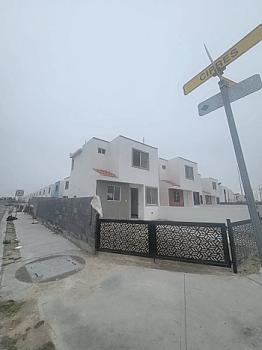 2-story house 2 bedrooms 1 1.5 bathrooms corner lot with extra land
