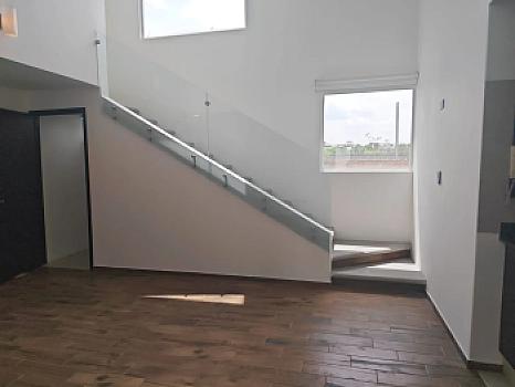 CASA EN RENTA EN LOMAS DE ANGELOPOLIS PUEBLA, PARQUE LA PLATA