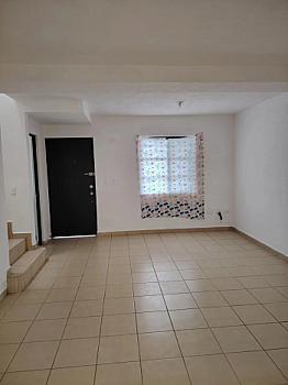 Casa de tres habitaciones en Rincones del Marqués