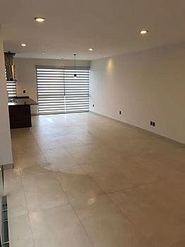 SE VENDE CASA EN ALTOZANO - FRACC. OLIVAR