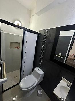 CASA DE 5 RECÁMARAS - NEGOCIO DE RENTA DE DEPARTAMENTOS