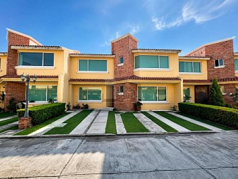 Casa en Venta en San Jerónimo Chicahualco Metepec,Estado de México