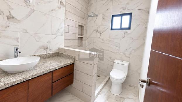 Casa en venta ubicada en Fracc. La Escondida