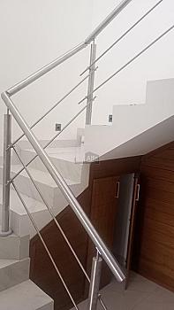 Estrena casa en renta en Mayorca, 2 recámaras con baño completo c/u