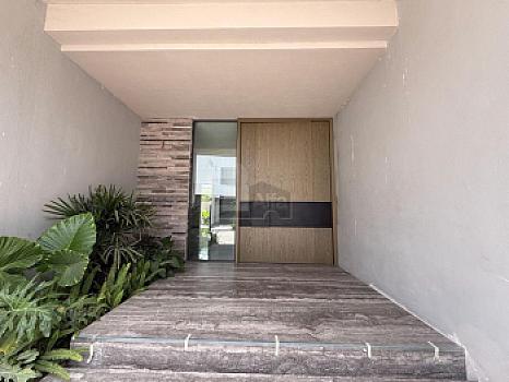 Casa sola en sale en Del Valle, San Pedro Garza García, Nuevo León