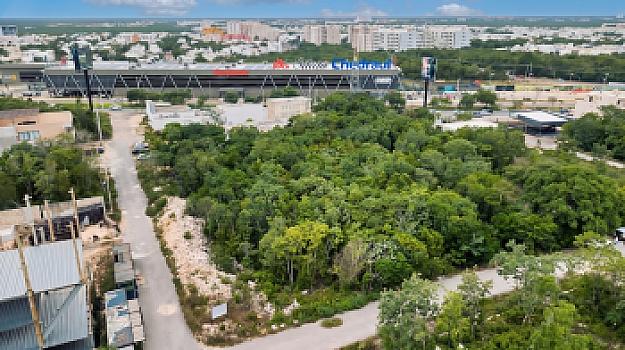 DESARROLLADORES INVERSIONISTAS GRAN OPCION TERRENO DE USO MIXTO EN VENTA – AVENIDA HUAYACÁN, CANCÚN
