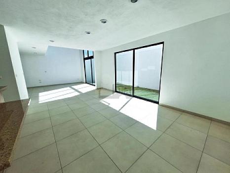 Casa sola en sale en Nentambati, Mexicaltzingo, México