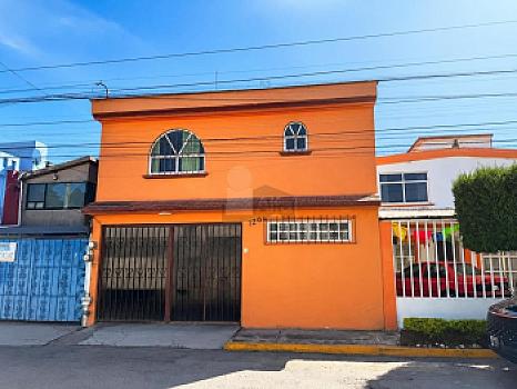 Casa sola en sale en Bosques de Colón, Toluca de Lerdo, México