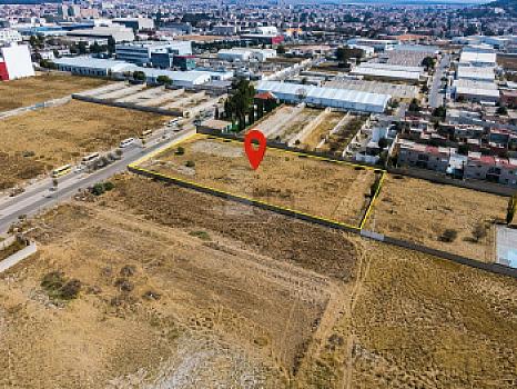 6,022 m2 Metepec bardado, plano a metros de pino suárez