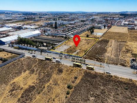 6,022 m2 Metepec bardado, plano a metros de pino suárez