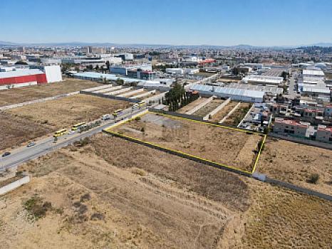 6,022 m2 Metepec bardado, plano a metros de pino suárez