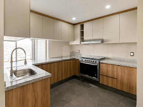 Casa nueva con roof garden en Metepec, cercana a Galerias