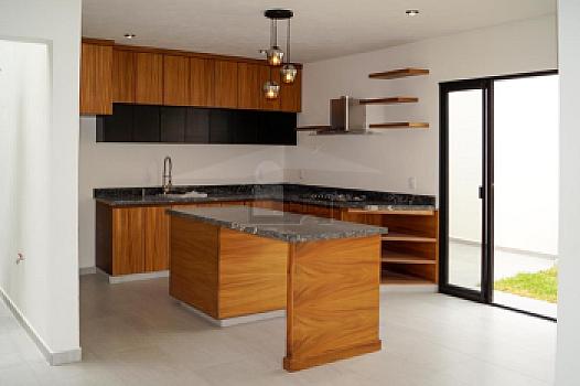 House 200 m² in Fraccionamiento Torzano, Lagos de Moreno | Top-quality finishes | $4,370,000