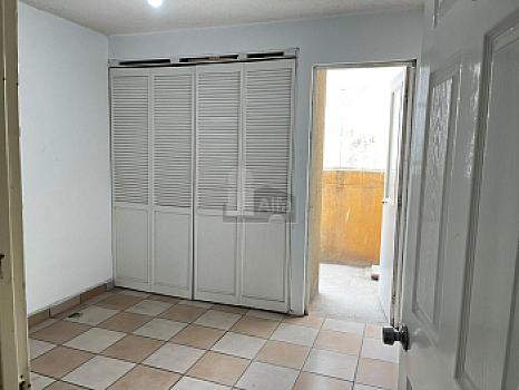 Casa en Venta en los Heroes Tecamac, de 4 niveles y 5 habitaciones