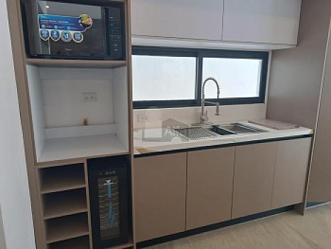 House for sale Residencial Vía Cumbres, Cancun with 4 bedrooms and 4 full bathrooms, maid's quarters