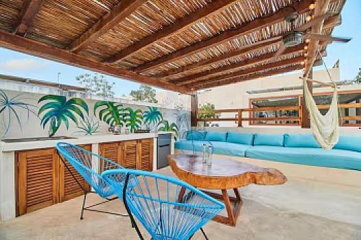 Villa Venta en Holistika, Tulum 4 Recámaras 6 Baños, 320 m², 2 Piscinas,  Rooftop con Gimnasio
