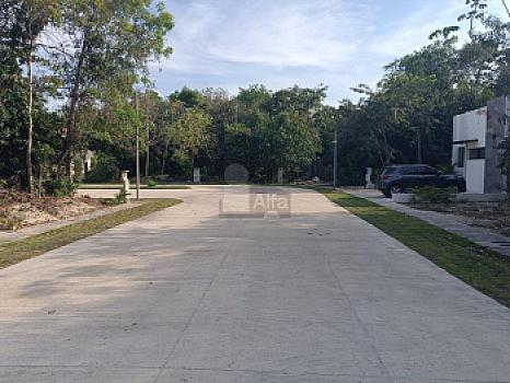 Terreno habitacional en venta en Paseo de la Selva 2, SMZ-326, Benito Juárez, Quintana Roo