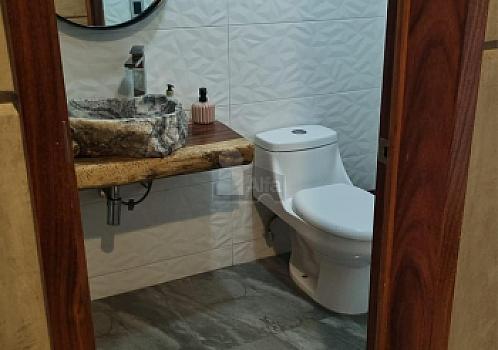 Casa en venta en Gran Jardín | 4 recámaras con baño y jardín